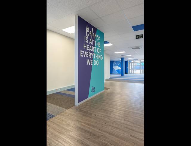 358M² OFFICE TO LET IN LYME PARK